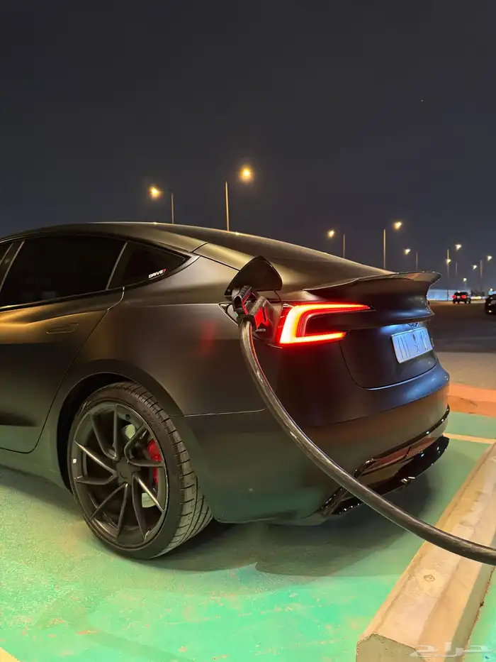 تسلا موديل 3 بيرفورمانس 2025 Tesla Model 3 Performance 1