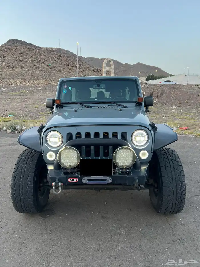 جيب رانجلر روبيكون 2014 معدل لوحة مميزة 1