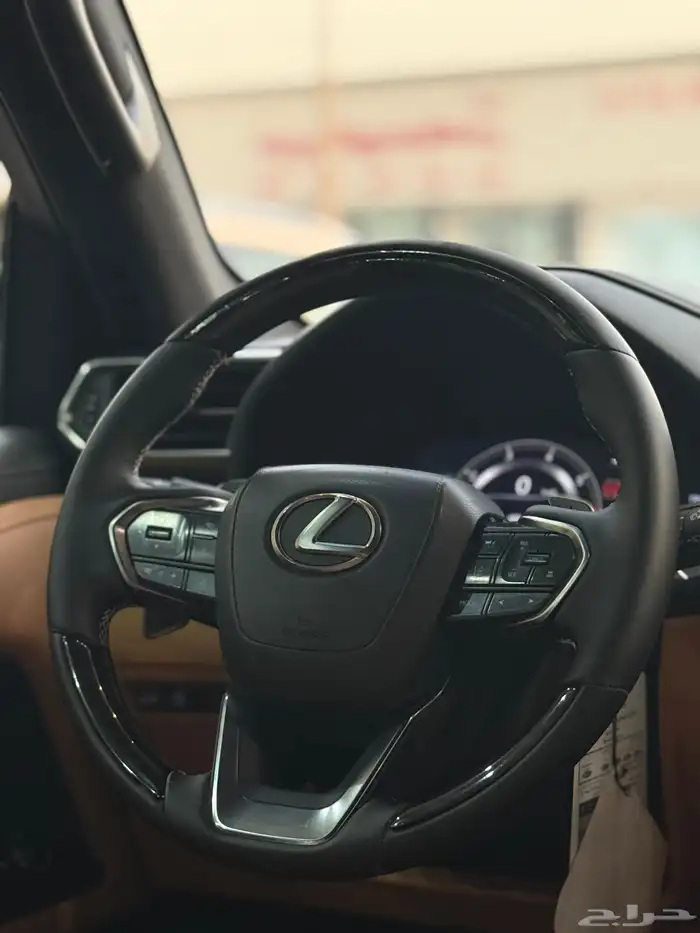 لكزس - 2023 - LX600 - BB - فل كامل 24