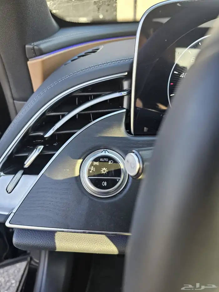 Mercedes Benz E-class(E)W214 E200 avant-garde 8