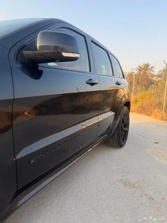 جراند شروكيSRT 2014 19