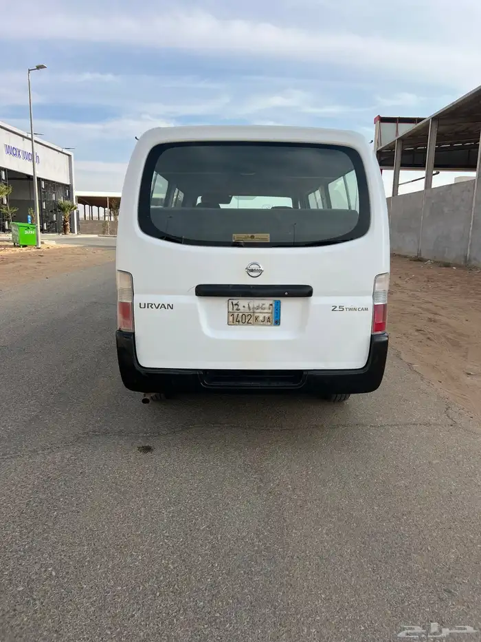 باص ركاب نيسان عداد 89 ألف فقط 5