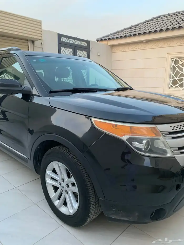 اكسبلور 2015 دبل نظيف جدا 1