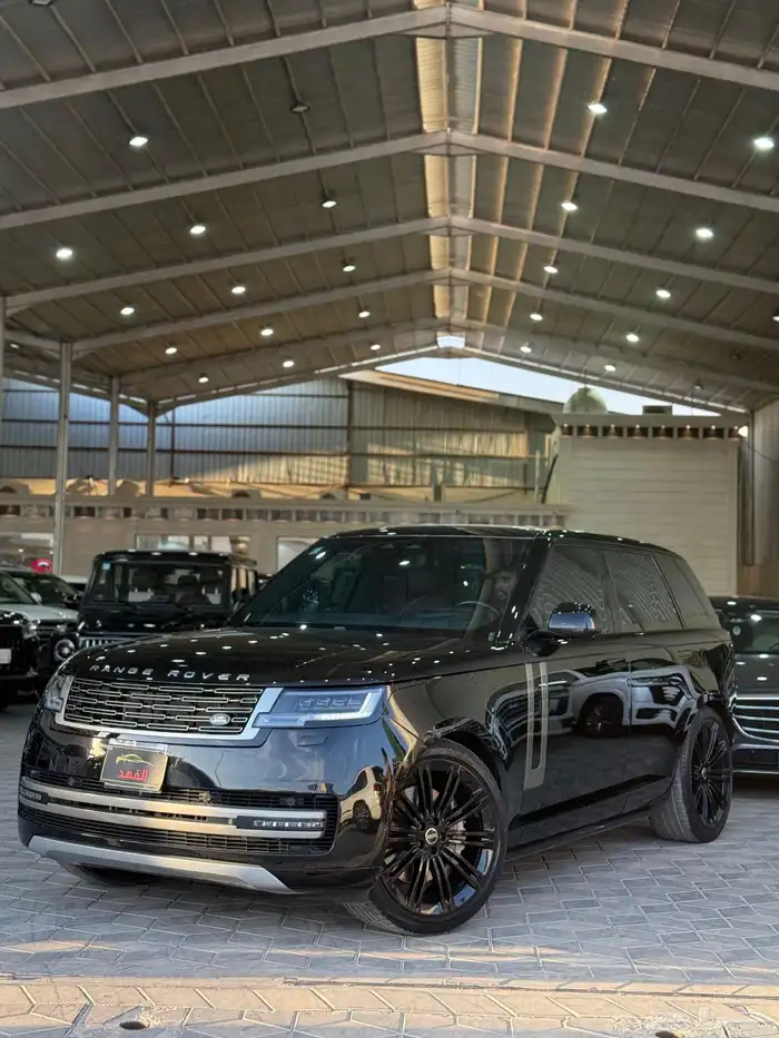 رنج روفر - 2023 - فل كامل - 8 سلندر 3