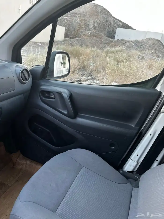 بيجو بارتنر 2017 15