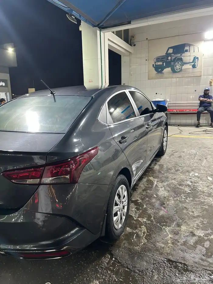 اكسنت 2023 Smart رمادي 8