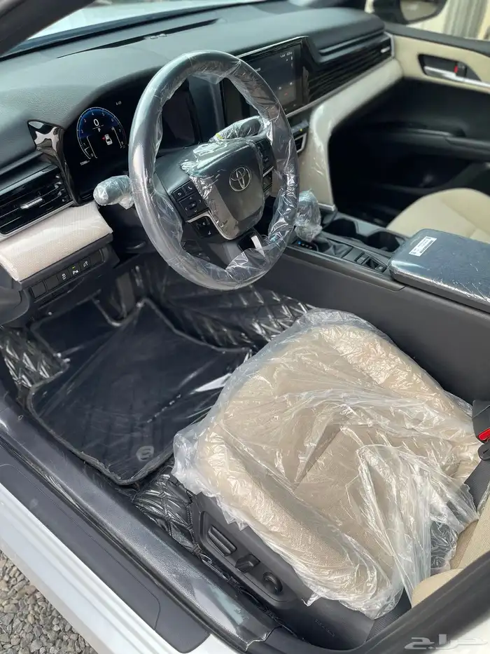 كامري 2025 E 10