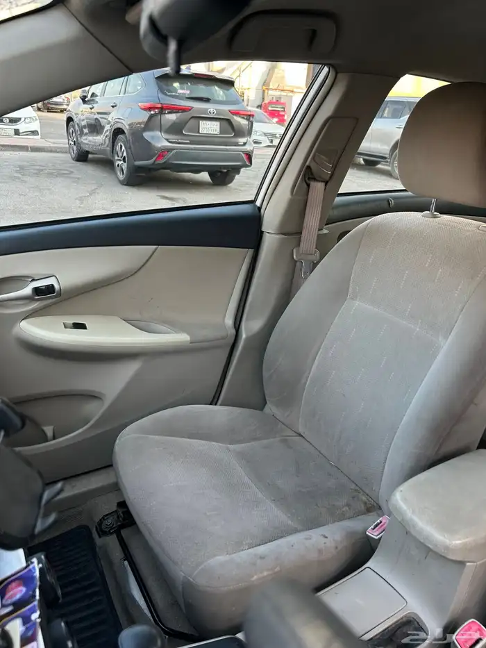 للبيع تويوتا كورولا 2013 15