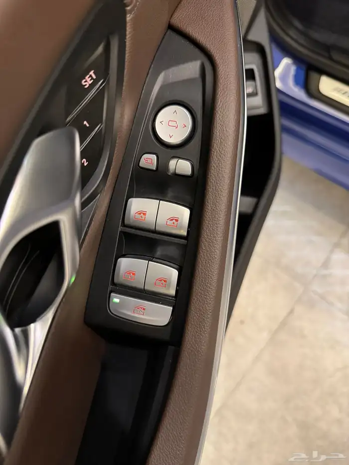 بي ام دبليو 340 18