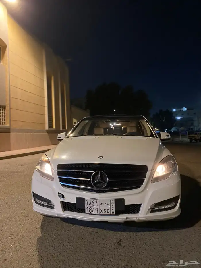 للبيع مرسيدس مخزن R300 2011 9