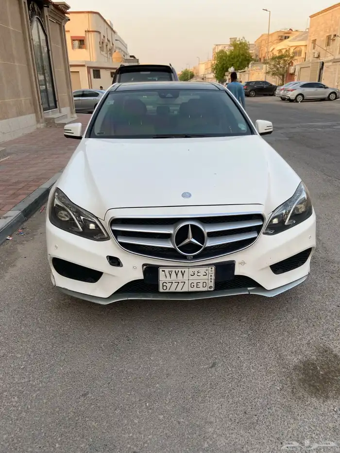 للبيع مرسيدس موديل 2014 شرط 6