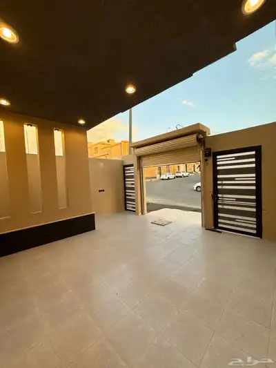 شقه ارضيه 6 غرف بمداخل مستقله قرب ممشي الراقي-بسعر550الف index