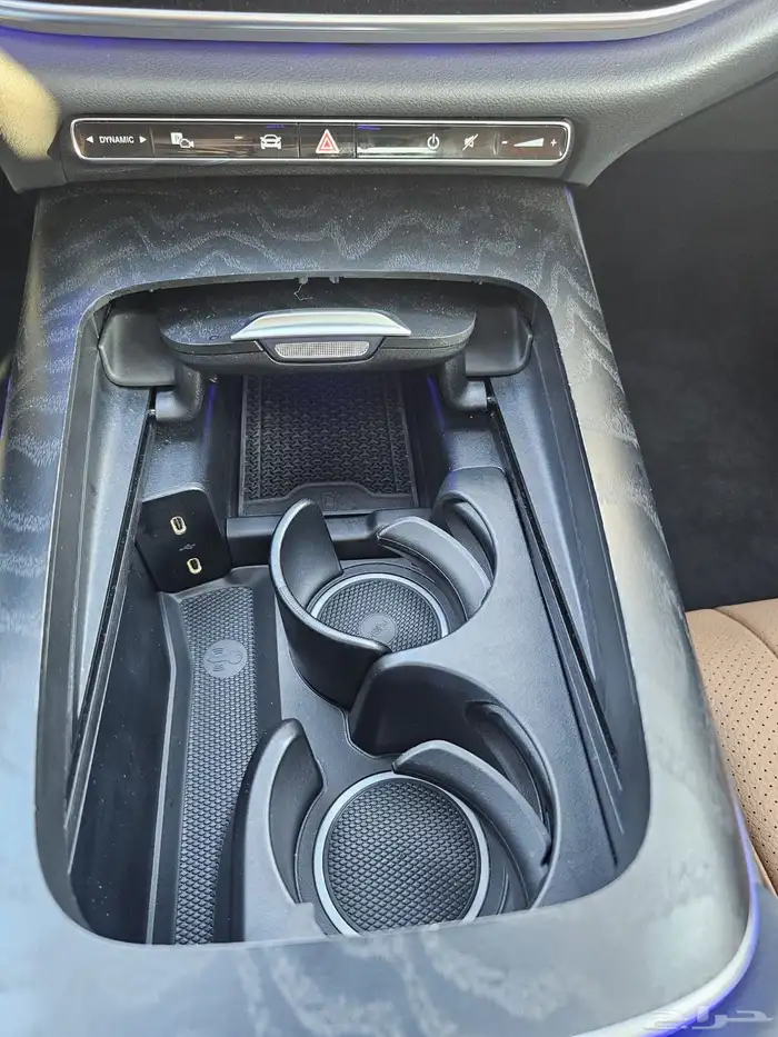 Mercedes Benz E-class(E)W214 E200 avant-garde 17