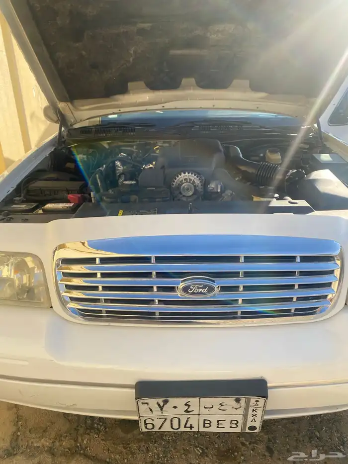 كراون فيكتوريا 2004 95