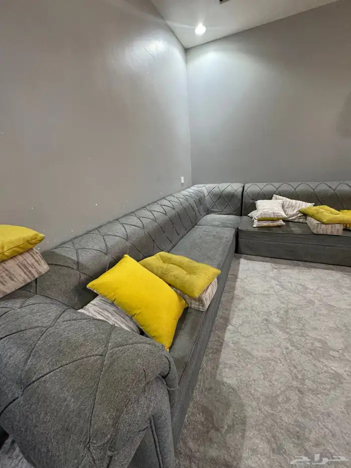 طاولة طعام كبيرة للبيع 3