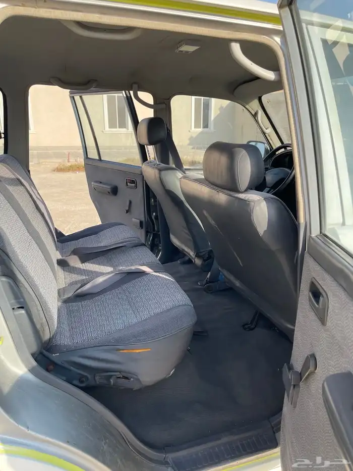 للبيع لاندكروزر 1991 ( مخزن ماشي 26 الف ) 8