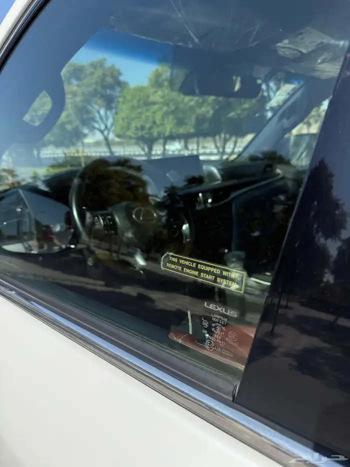 لكزس LX570 2016 13