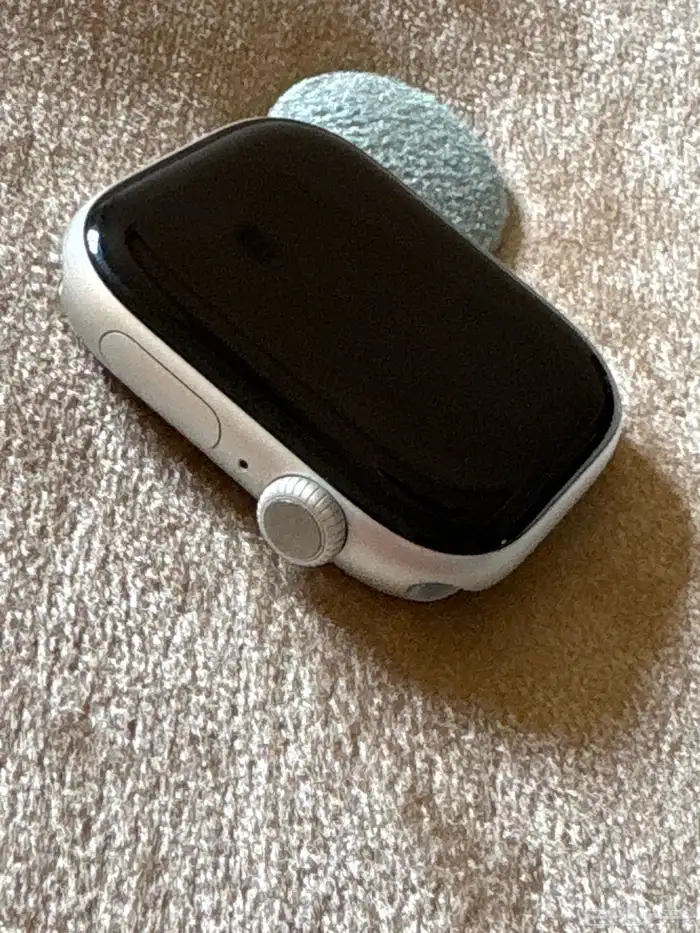 ساعة ابل الإصدار العاشر 46 مقاس 1