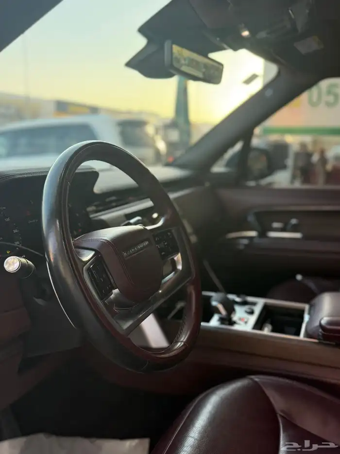 رنج روفر - 2023 - فل كامل - 8 سلندر 8