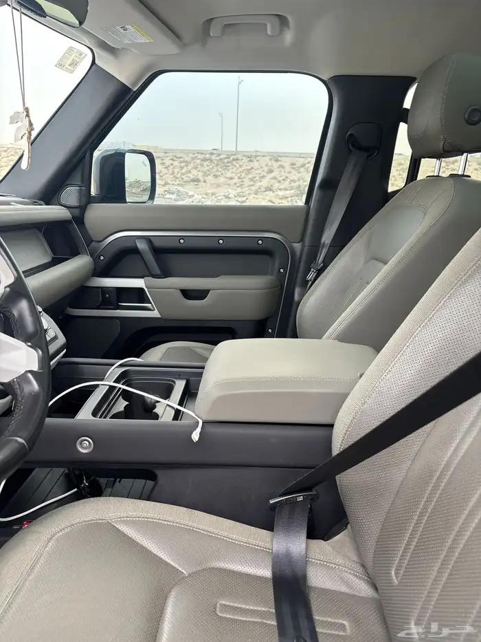 لاند روفر ديفندر P300 لون رمادي 2020 امريكي استيراد شخصي 9