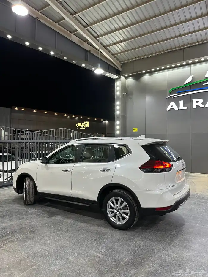 اكس تريل 2021 نص فل دبل 7 مقاعد معرض(عبيد الرشيدي) 4