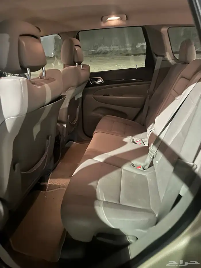 جراند شروكي 2012 للبيع 10