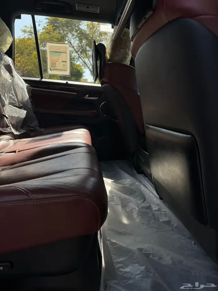 لكزس LX570 2016 47