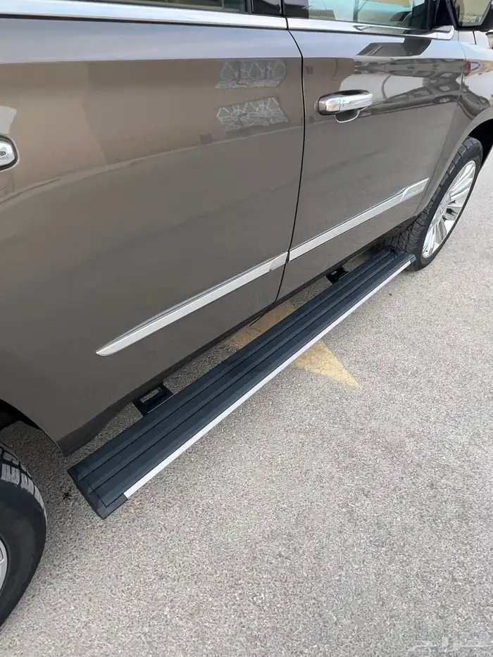 كاديلاك اسكاليد 2015 الدفعة الاخيرة شبه مخزن 13