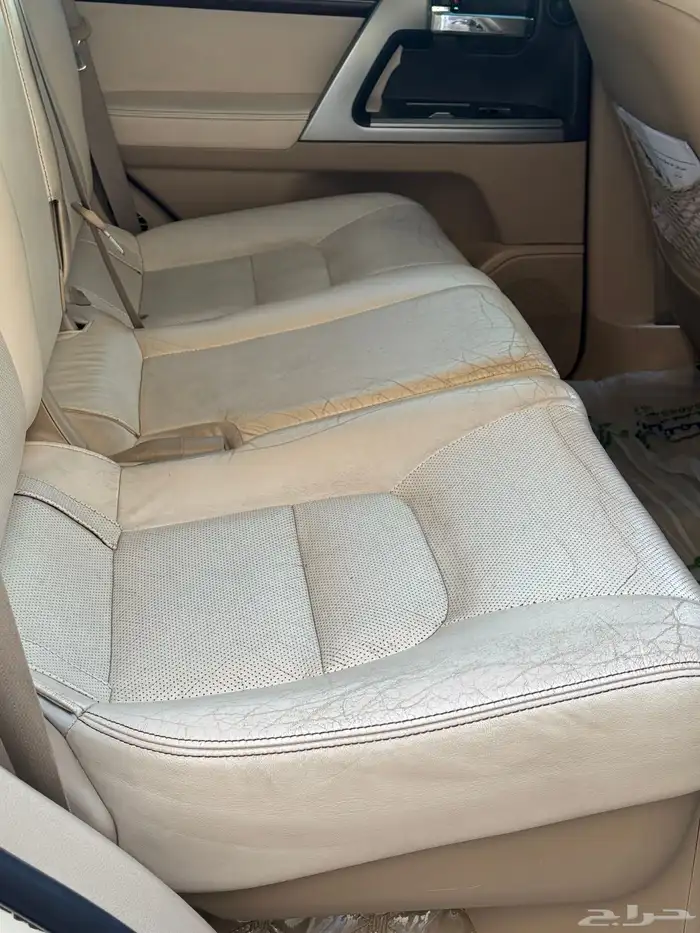 جيب لاندكروزر vxr 2015 8