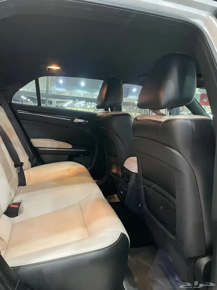 كرايسلر 300s موديل 2021 فل كامل 14