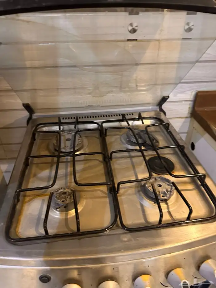 اثاث مستخدم مطبخ فرن دواليب 12