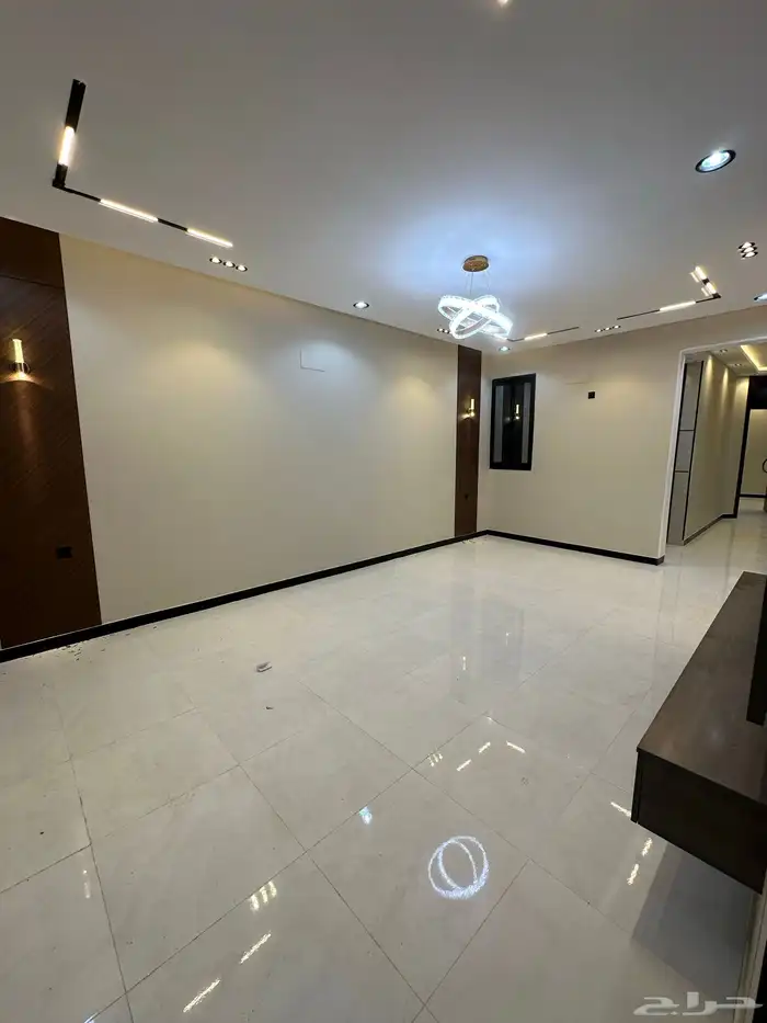 شقق وارواف سعرها مناسب بموقع هادئ ومكتمل بالقرب من الممشي 15