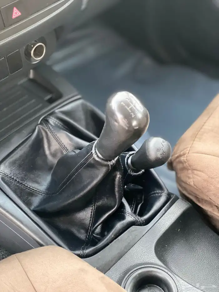 ميتسوبيشي 11