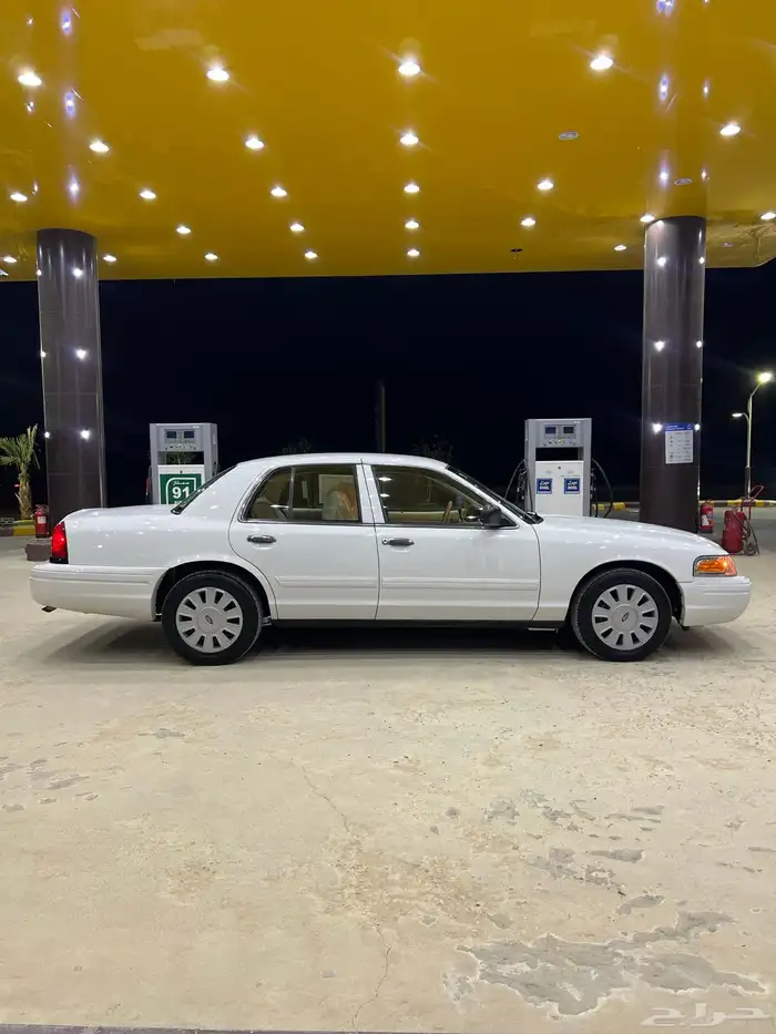 فورد فكتوريا 2011 بوليسي 9