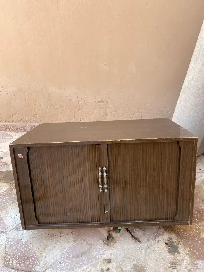 تلفزيون انترناشونال قديم شغال للبيع 1