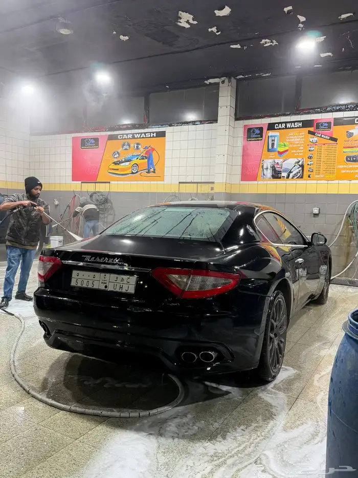 مازراتي جراند توريزمور اس 4.7 2012 المكينة الحمراء مصدومة 16