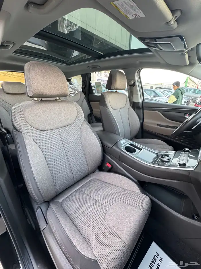 للبيع هيونداي سنتافي 2024 نص فل 4 سلندر دبل 20