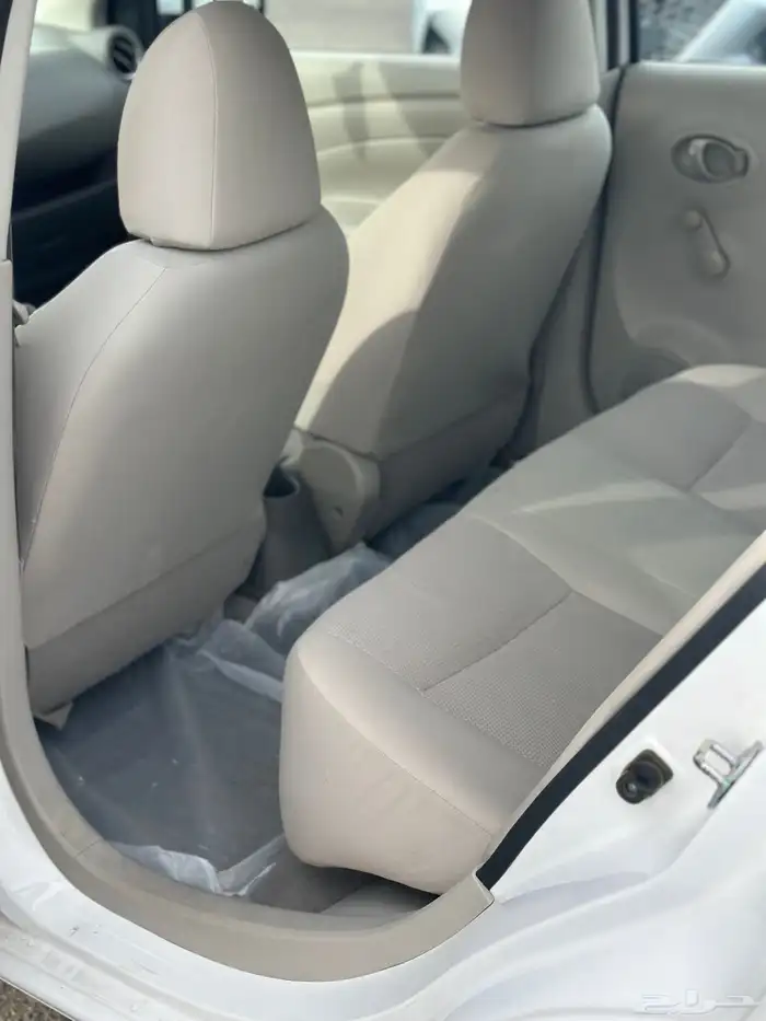 نيسان صني 12