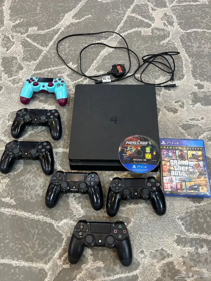 سوني 4 مع اشرطة ويديين 0