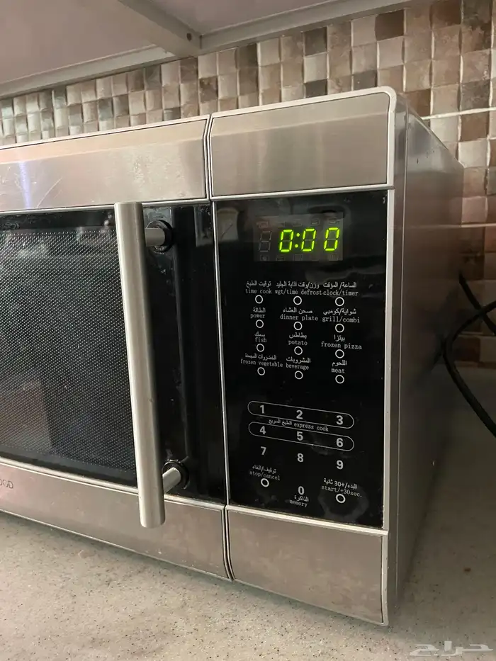 للبيع فرن وسطح غاز ومكرويف 12