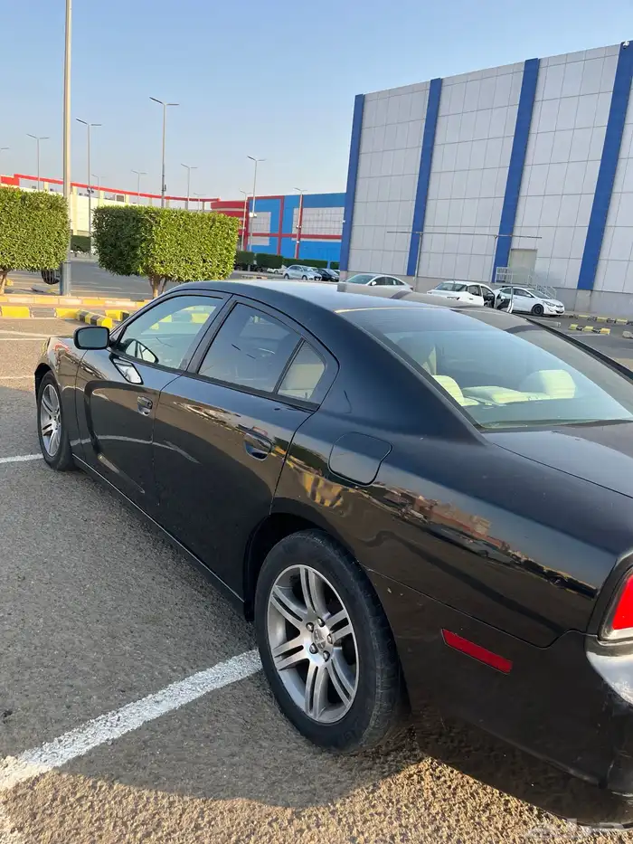 دوج تشارجر 1