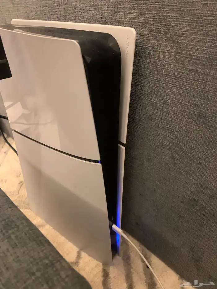 بلايستيشن 5 وشاشة 0