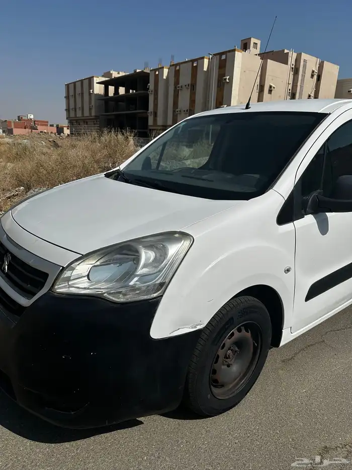 بيجو بارتنر 2017 10