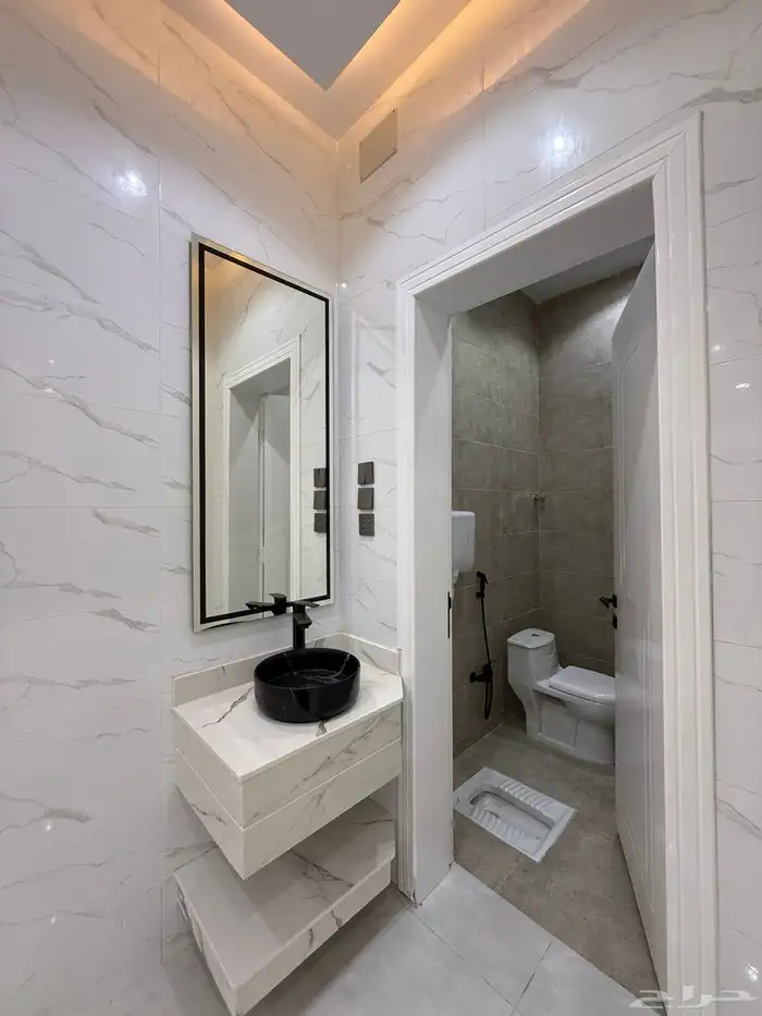 للبيع شقق ارضيه وشقق علويه ف ابها قرطبه مقابل مبني الاذاعه 12