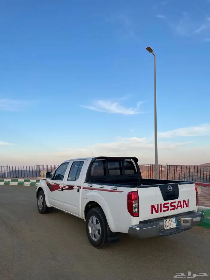 نافارا 2013فل كامل نظيفة 2