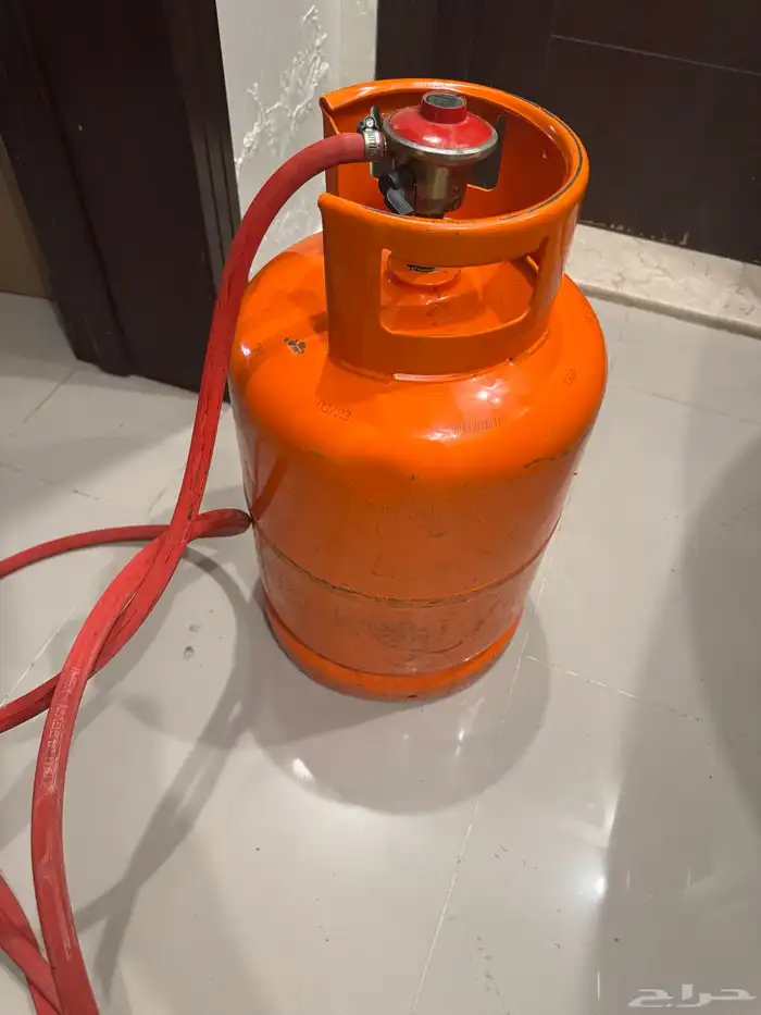 اسطوانه غاز مع ساعة 0