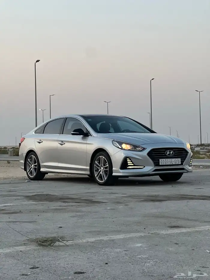 سوناتا سمارت فضي نظيف جدا  للمستخدم 6