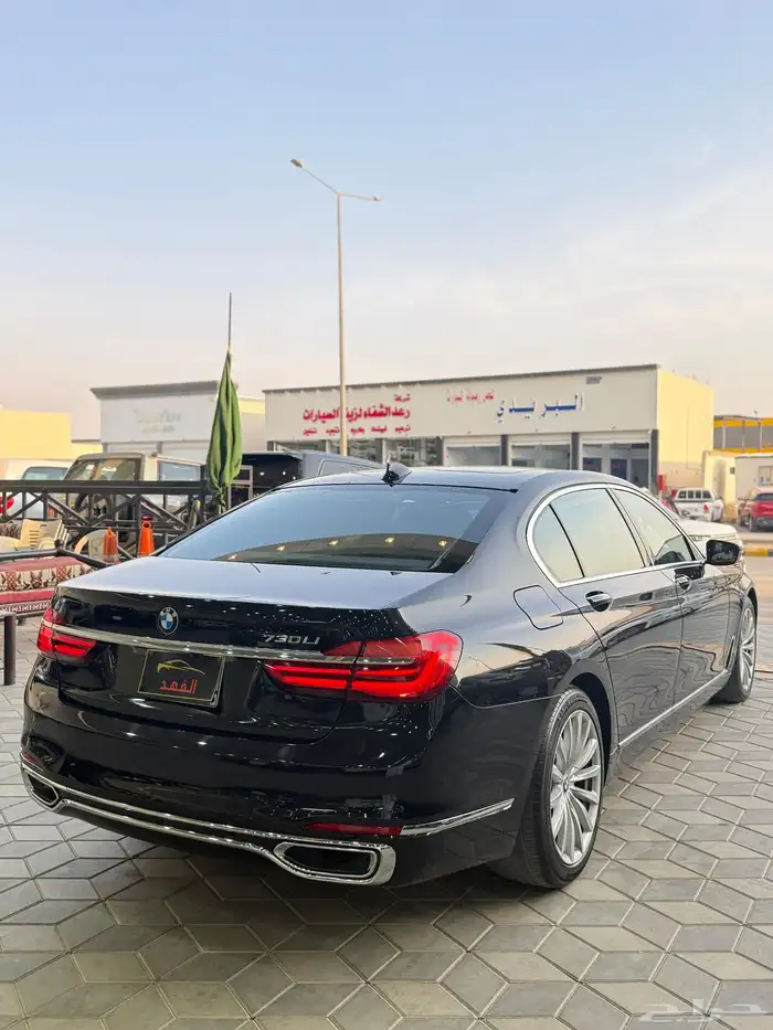 بي ام دبليو - 2018 - 730 - فل كامل - بسعر 85 الف 3