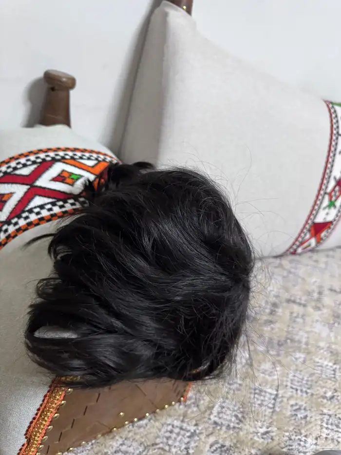 شعر مستعار نفس الاصلي للبيع يوجد حبتين فقط سعر مخفض جدا 0