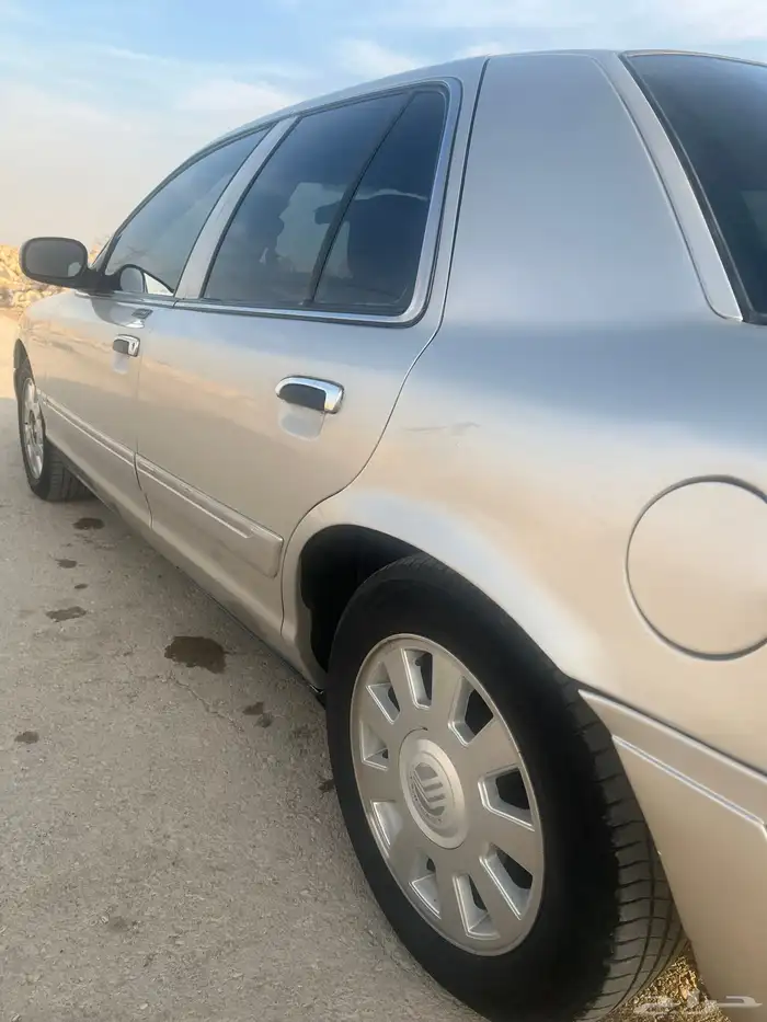 فورد 2003 ماركيز نضيف مفحوص ومجدد 6